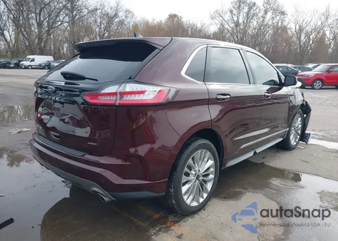 2024 Ford Edge Titanium z USA, uszkodzony, nr VIN 2FMPK4K91RBA52773
